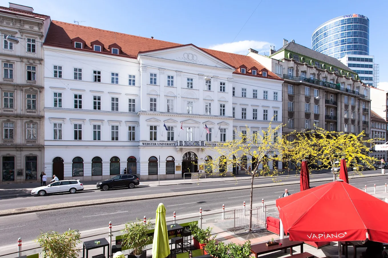 Webster Vienna Private University